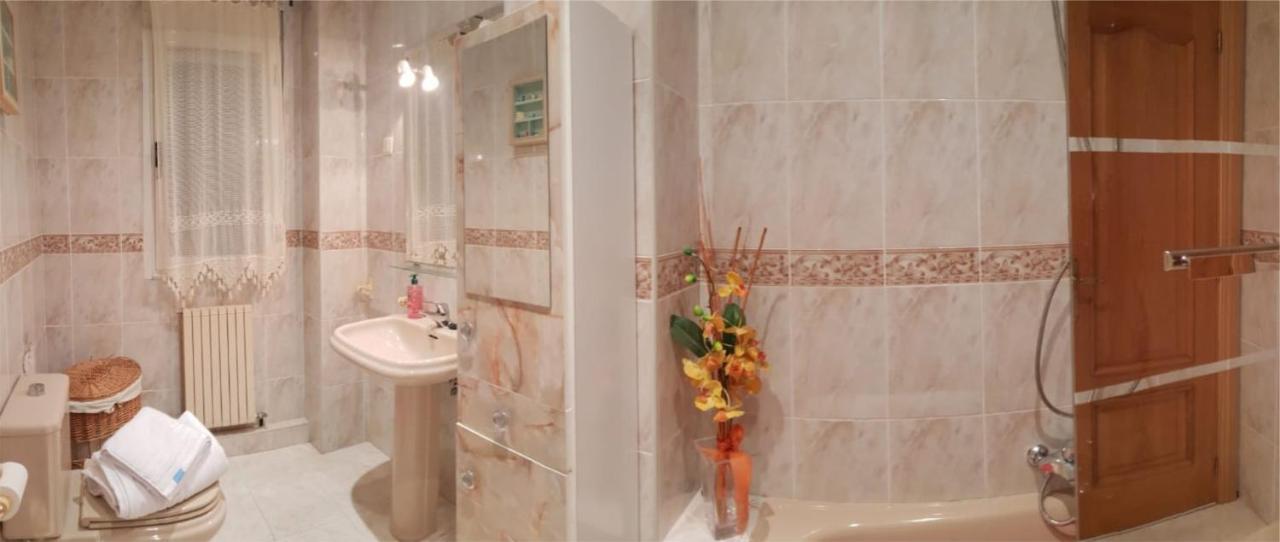 El Pasaje Apartment Arevalo Luaran gambar